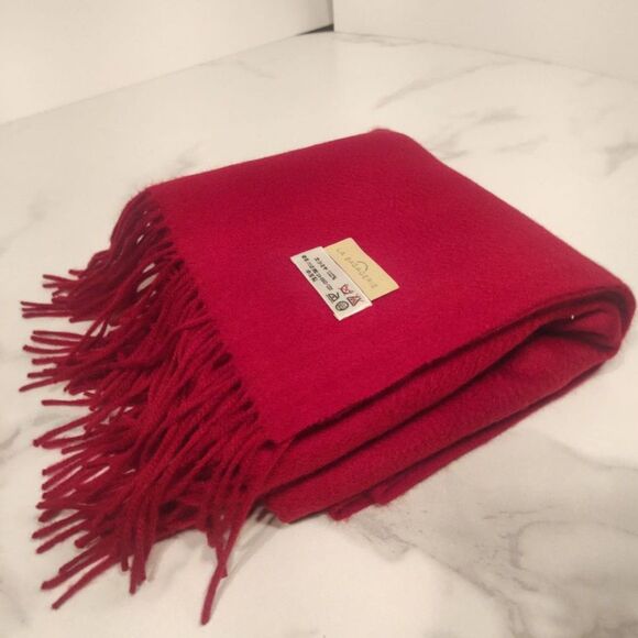 La Bagagerie 100% Cashmere Red Fringe Scarf Luxurious Soft Made in Japan/China - Picture 3 of 11